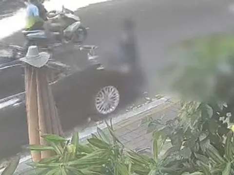 Bị ô tô cuốn vào gầm khi đi bộ, người phụ nữ ở TPHCM tử vong thương tâm