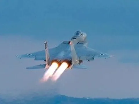 Một số máy bay chiến đấu Mỹ rơi ở Kuwait