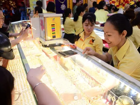 UOB nâng dự báo giá vàng lên 6.000 USD/ounce vào quý 1-2027