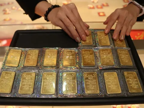 Giá vàng miếng SJC giảm 5,2 triệu đồng/lượng chỉ sau một ngày