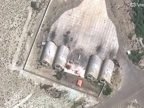 Israel thực hiện làn sóng không kích thứ 10 vào Tehran