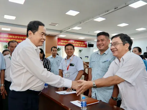 Chủ tịch Quốc hội Trần Thanh Mẫn tiếp xúc cử tri 3 xã vùng ven TPHCM