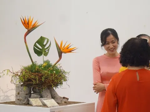 Ngắm những tác phẩm hoa đạo Nhật Bản đầy cảm xúc tại Bảo tàng Mỹ thuật Việt Nam