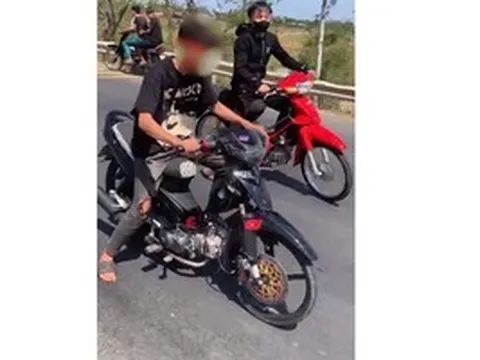 Gia Lai: Truy tìm nhóm thanh niên “đua kéo”, nẹt pô xe trên đường Trường Sơn Đông