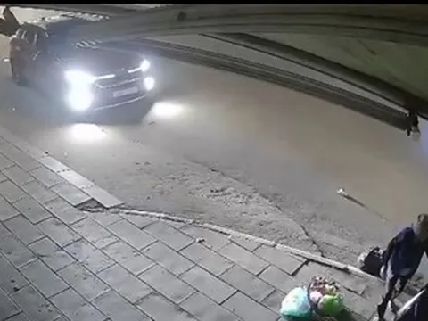 Xác minh tài xế ô tô liên quan vụ tai nạn làm một phụ nữ bị thương ở Hải Phòng