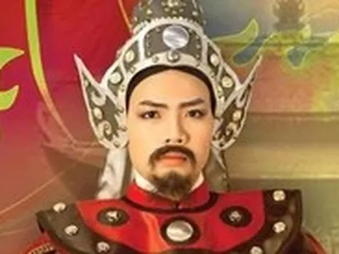 Bốn Chuông vàng vọng cổ trong Tiếng trống Mê Linh