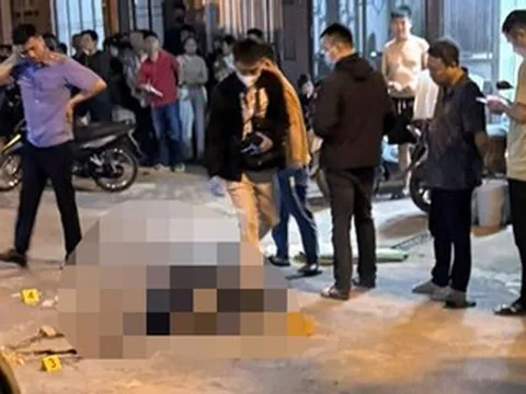 Người đàn ông ở Hà Nội rơi từ tầng thượng, tử vong trong đêm