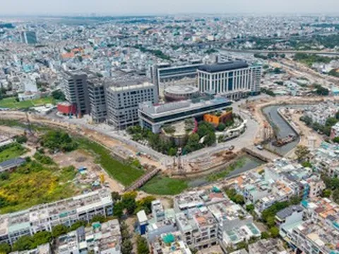 Cải tạo rạch Xuyên Tâm: Nơi tăng tốc thi công, nơi chờ mặt bằng