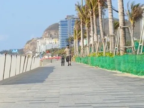 Công viên Bãi Sau Vũng Tàu "hồi sinh" sau những ngày cát phủ