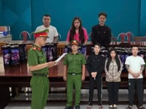 Thi hành lệnh bắt tạm giam Nguyễn Thị Vân 27 tuổi trong chuyên án lớn