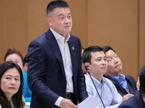 Chủ tịch Sun Group 'hiến kế' với Thủ tướng