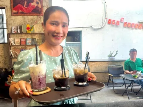 Tiệm cà phê của MC Cát Tường đóng cửa sau 9 tháng