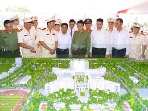 Đại tướng Lương Tam Quang dự lễ khởi công xây dựng doanh trại Công an tỉnh Thanh Hóa