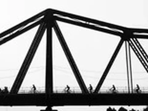 Ảnh chụp Hà Nội, mang vào TP.HCM người ta mới xem