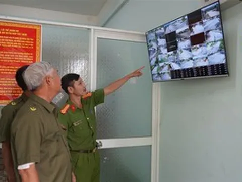 Camera do người dân lắp đặt sẽ kết nối với trung tâm giám sát của công an xã, phường