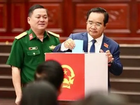 7 Phó Chủ tịch và 17 Ủy viên UBND TPHCM nhiệm kỳ mới