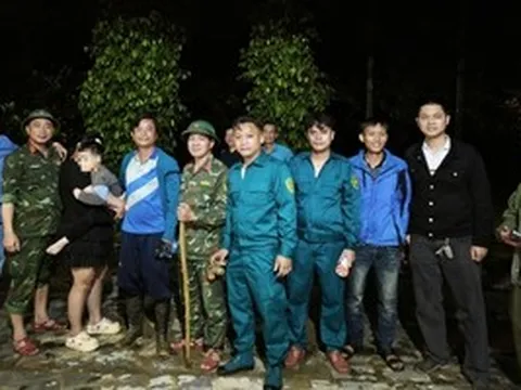 Bé 4 tuổi lạc trên đồi cả đêm vì gặp chó sủa khi qua nhà hàng xóm