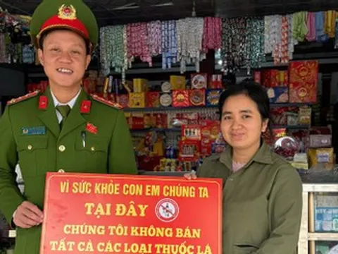 Phó công an xã 'gây sốt mạng' nhờ tuyên truyền pháp luật dễ hiểu, dễ nhớ