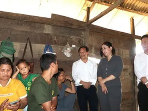 Clip: Tận mắt thấy dân làm món cá ủ chua, lãnh đạo Đà Nẵng nói "quá nguy hiểm"