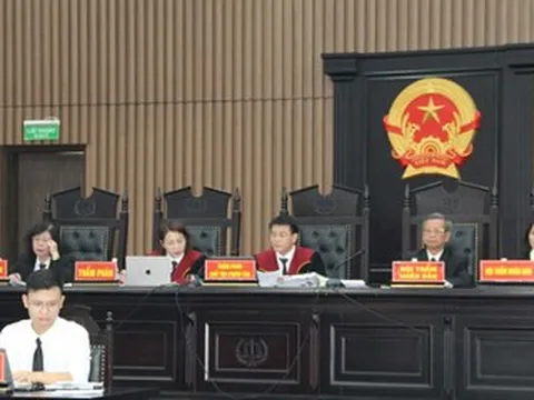 Cựu Phó Cục trưởng bị xét xử vắng mặt, gửi đơn từ Canada trần tình lý do