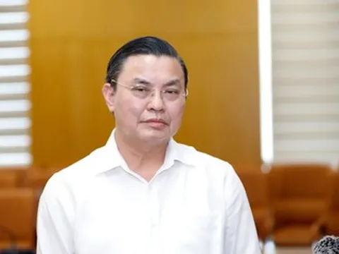 Khởi tố nguyên Cục trưởng Cục Môi trường Hoàng Văn Thức