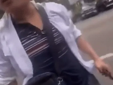 Vụ tài xế ở Hà Nội bị đánh khi ‘đòi' vé giữ xe: Công an mời làm việc người thu tiền