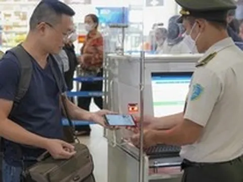 Cục Thuế thông báo: 18 người trong danh sách sau bị tạm hoãn xuất cảnh