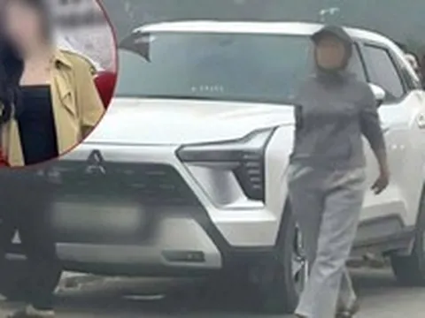 Công an đang tìm kiếm cô gái nghi để lại ô tô trên cầu rồi nhảy xuống sông