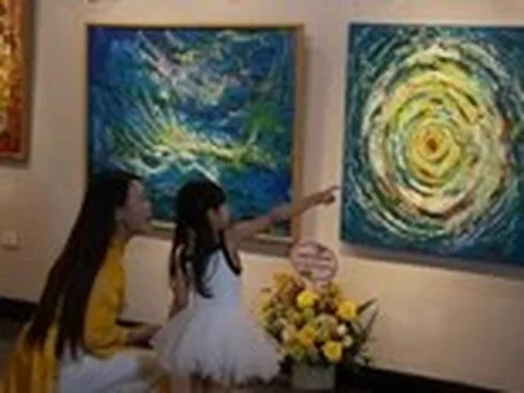 Những bức tranh ‘nhảy múa’ của Quế Chi