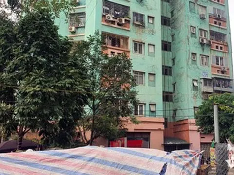 Hà Nội: Nam thanh niên rơi từ tầng cao chung cư xuống đất tử vong