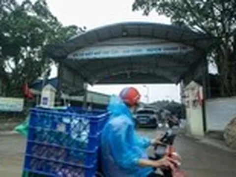 Cận cảnh lò mổ Vạn Phúc, nơi cho 'ra lò' 300 tấn thịt heo bệnh tuồn ra chợ, bếp ăn trường học