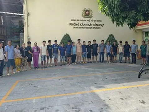 Chiêu bơm nước, chất tạ sắt để ‘rút ruột’ 500 tấn hàng của nhóm tài xế