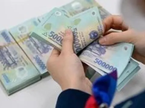 Lo nhân viên ảnh hưởng bởi lạm phát, một tập đoàn dự kiến tăng đãi ngộ năm 2026