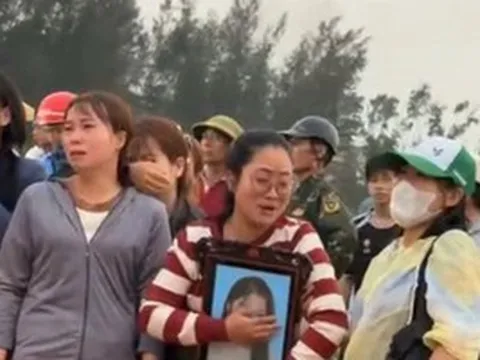 Tìm thấy thi thể người phụ nữ để lại ô tô nhảy cầu tự tử