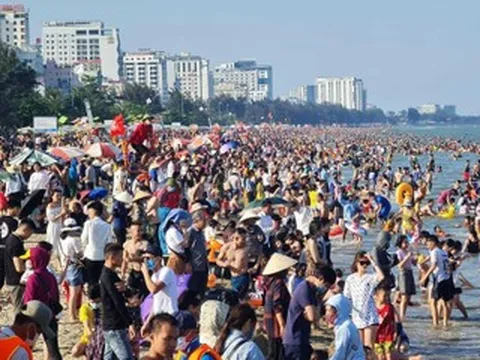 Nghỉ lễ bao nhiêu ngày dịp Giỗ Tổ Hùng Vương và 30/4 - 1/5 thì hợp lý?