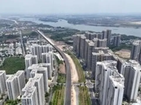 Tăng trưởng hai con số: Cần tái cấu trúc siêu đô thị TP.HCM