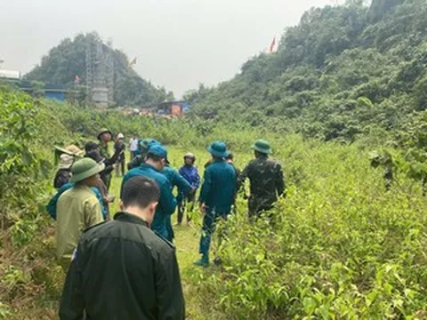 Huy động hơn 200 người, dùng flycam tìm thợ điêu khắc mất tích bí ẩn