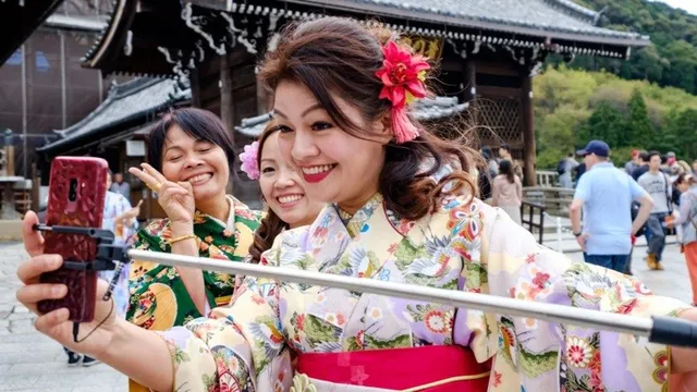 Khách Việt ồ ạt đến Nhật Bản, theo dấu "quái vật tuyết" để tránh chen chúc