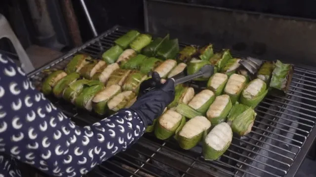 Khách Mỹ ăn món "tráng miệng ngon nhất thế giới" ở TPHCM, giá 20.000 đồng