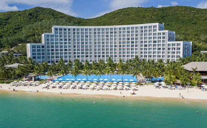 Từ nghỉ dưỡng đến “đảo hội” 24/7: Vì sao Hòn Tre luôn hút khách quanh năm?